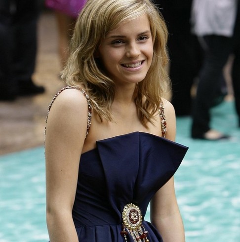 903544-premiera-filmu-harry-potter-a-fenixuv-rad-v-londyne-emma-watson